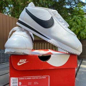 Nike Cortez